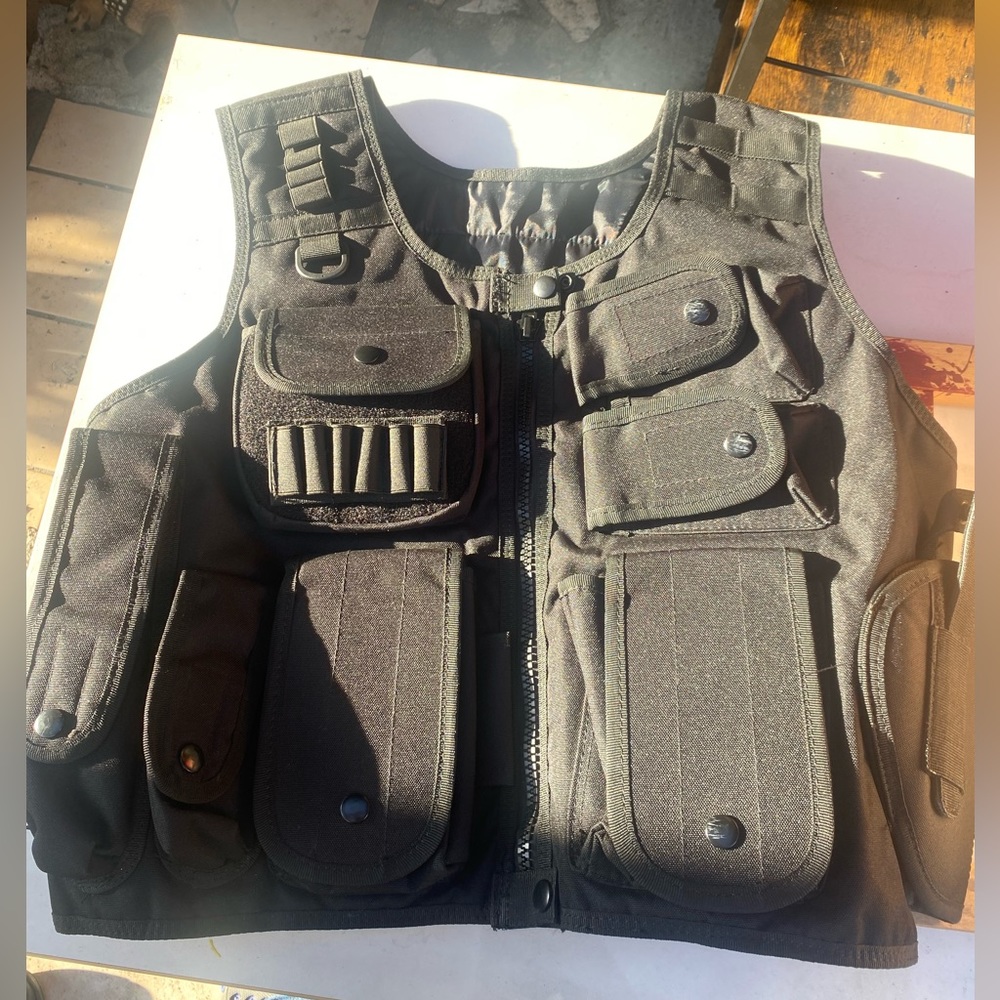 YAKEDA ADJUSTABLE VEST